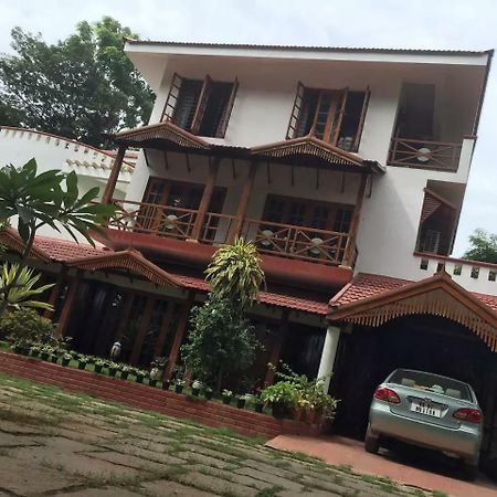 Villa Serena Bangalore Esterno foto